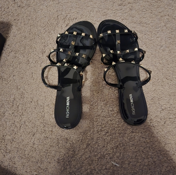 Black flats - Picture 4 of 4